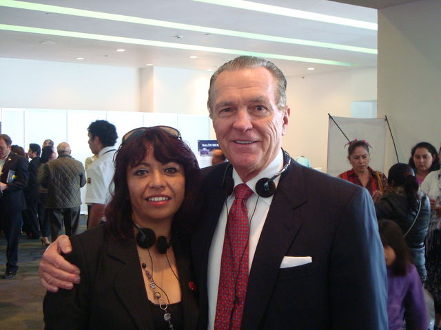 Leonor Gonzales & Bill Farley ( Creador Y Fundador)
