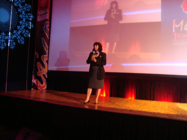 Presentación de Leonor Gonzales